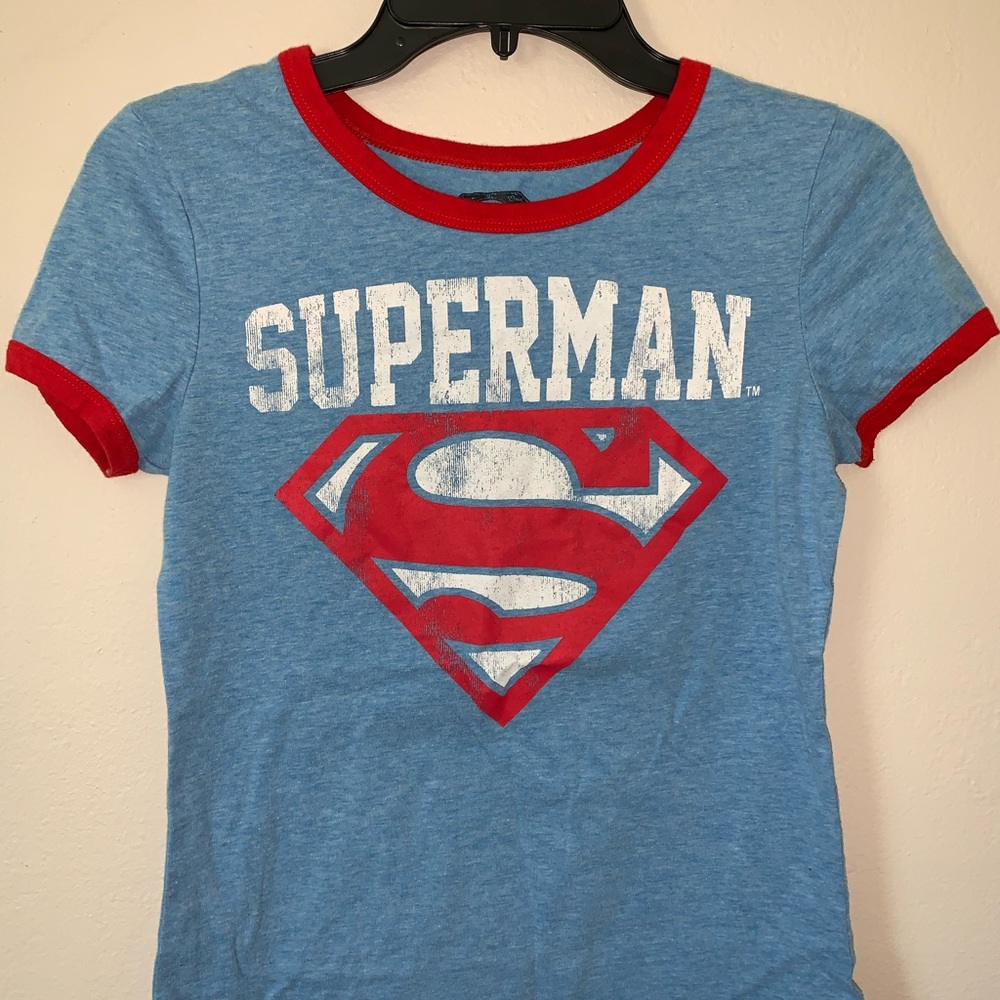 T- shirt